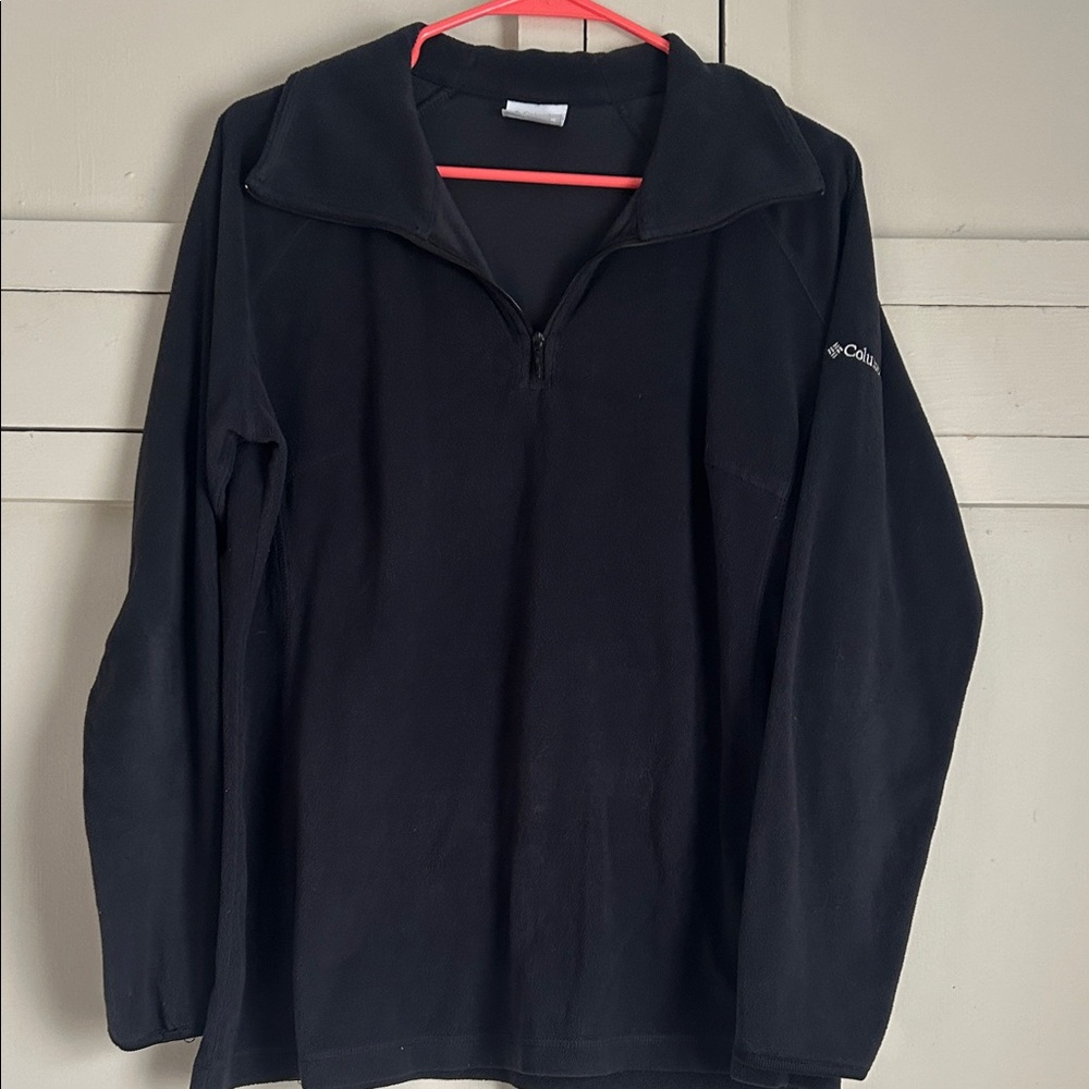 Columbia Women’s Zip Up Black Sweater